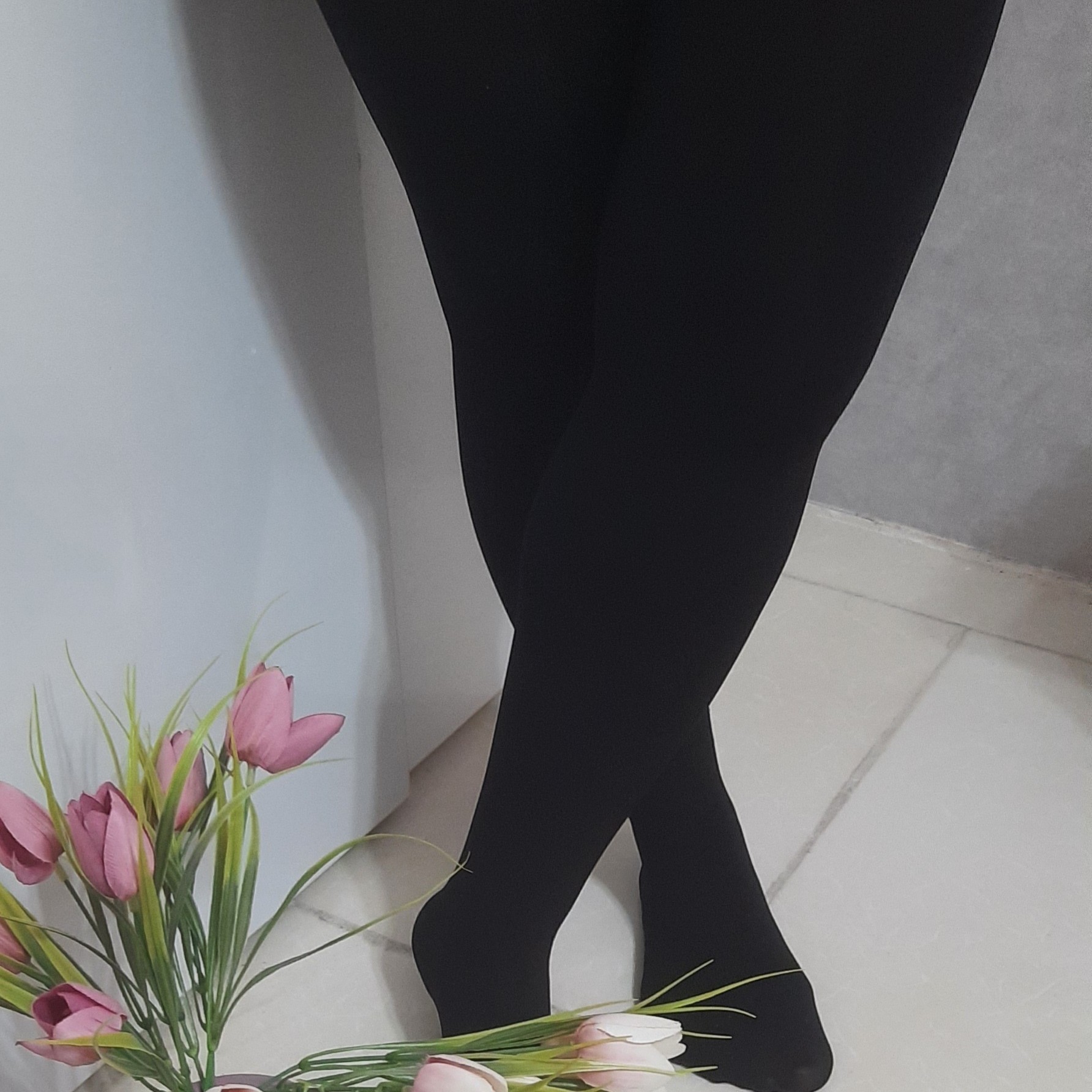 جوراب شلواری پنتی اصل کمرگنی قواره دار مشکی سفید کرم ضخامت 280 ساپورتی از 40تا50کشسانی نخ اصل ترک وفاق بلند