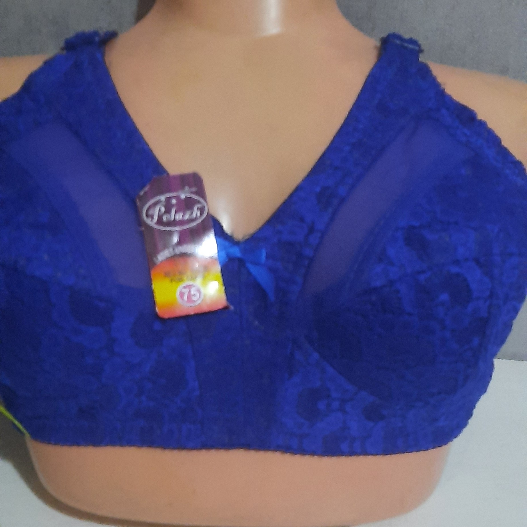 سوتین دولایه زیرلایه نخ تورفرانسه با لایه ضدالزژی درسایز75و80 و85 دردورنگ