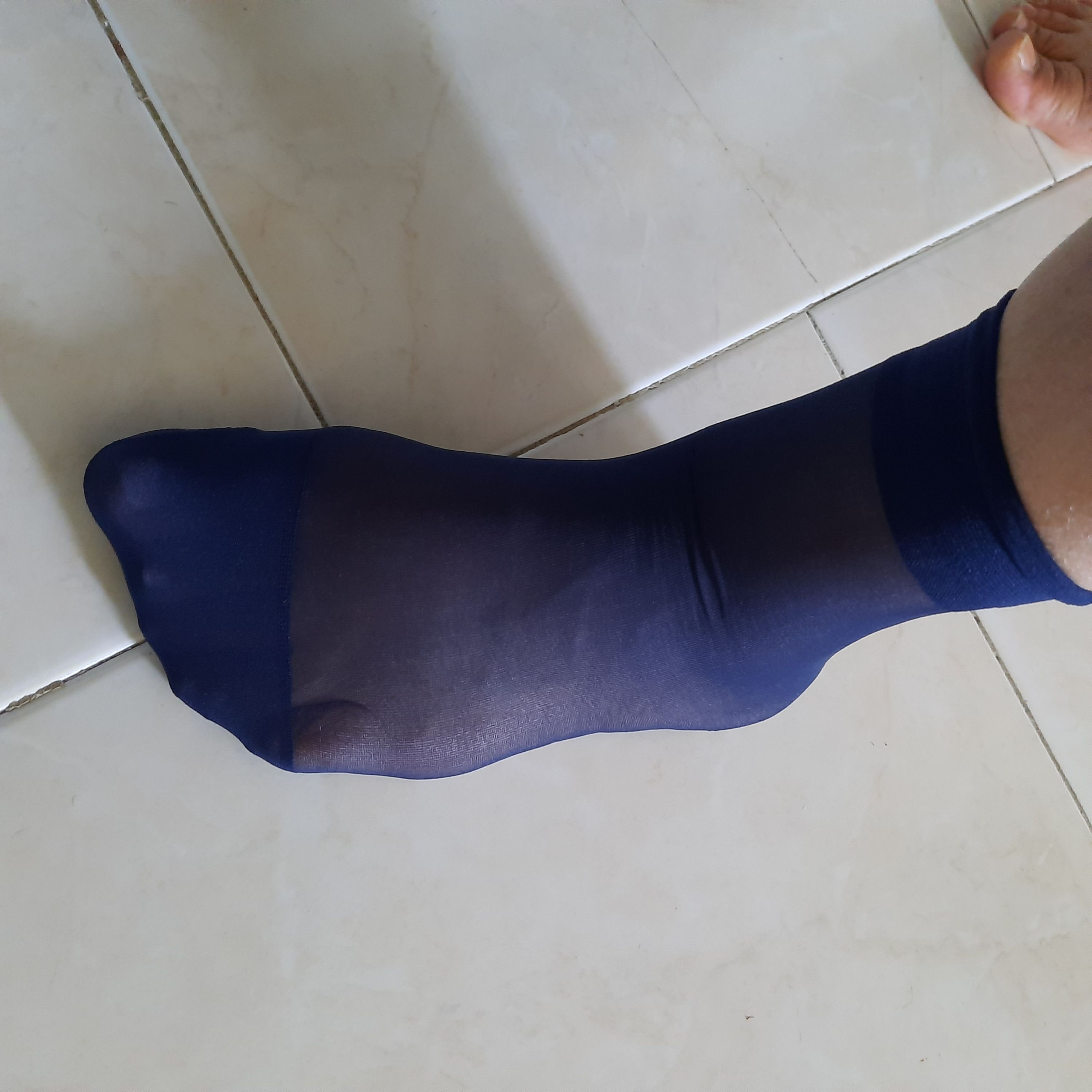 جوراب مچی دو جفت پاریزین وشیشه ای کفدار وبدون کف مشکی ورنگی